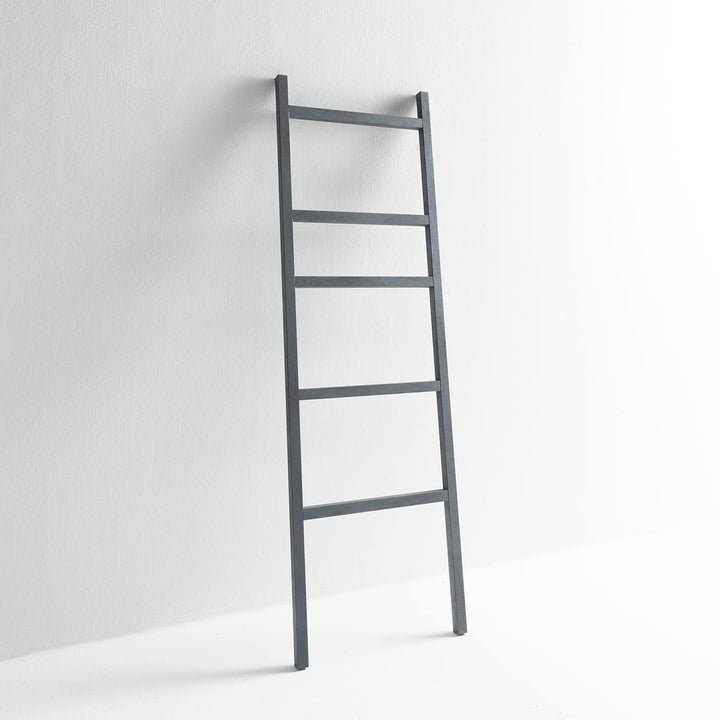 ARHome Dekorative Leiter Urban, 160 x 50 cm, Dunkler Beton, Handtuchhalter, Made in Italy, Dunkler B