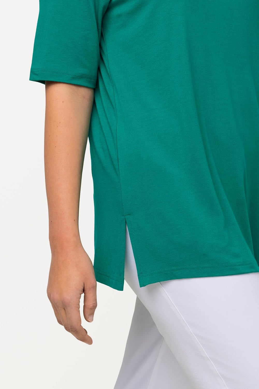 Ulla Popken Damen T-Shirt, vorne doppellagig, V-Ausschnitt, Halbarm 42-44 Grün, 42-44 Grün