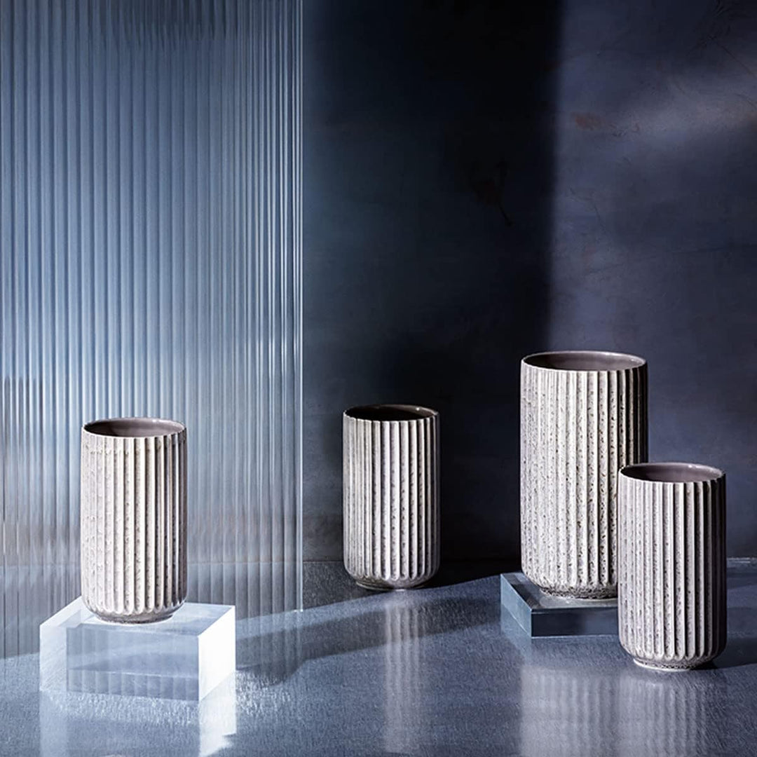 Lyngby Porcelæn Radiance Vase H20.5 cm Lyngby Klassische Rillen, grau 20,5cm Grau, 20,5cm Grau