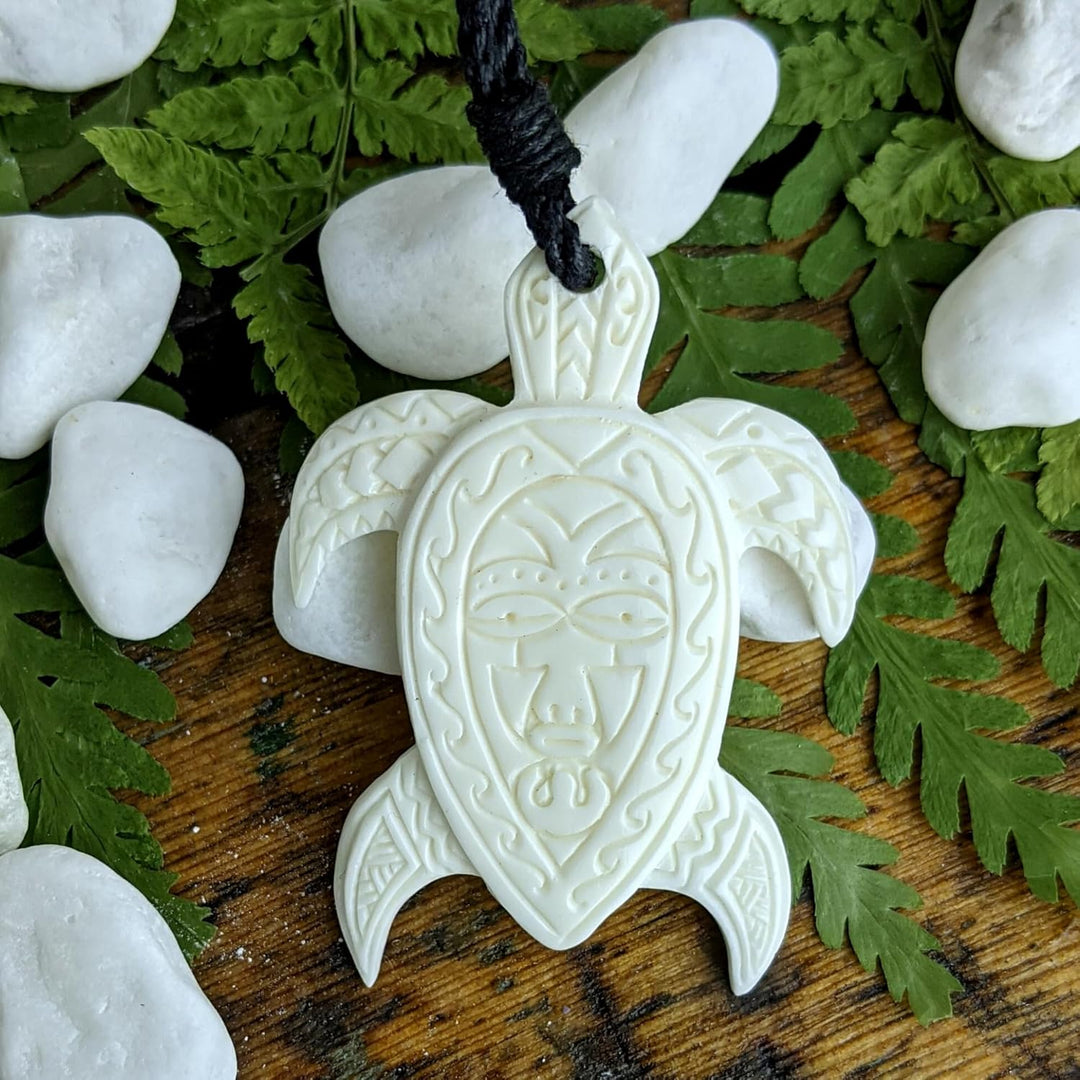 81stgeneration Anhänger Halskette Schildkröte Maori Handgeschnitzter Knochen für Damen und Herren