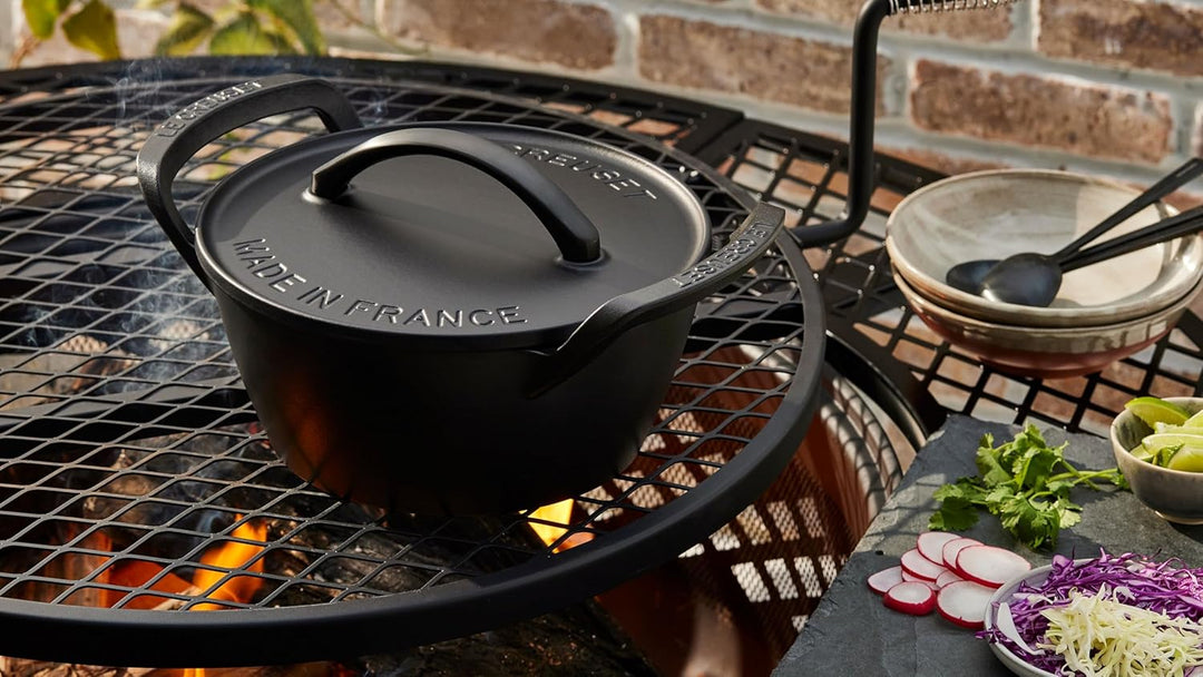 Le Creuset Gusseisen-BBQ-Auflaufform für den Aussenbereich, rund Dutch Oven, Dutch Oven