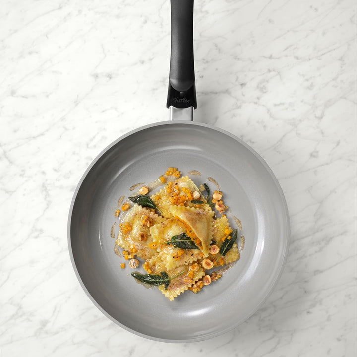 Fissler Ceratal Classic/Aluminium-Pfanne, Keramik-beschichtet (Ø 24 cm) Ceramic Bratpfanne antihafte