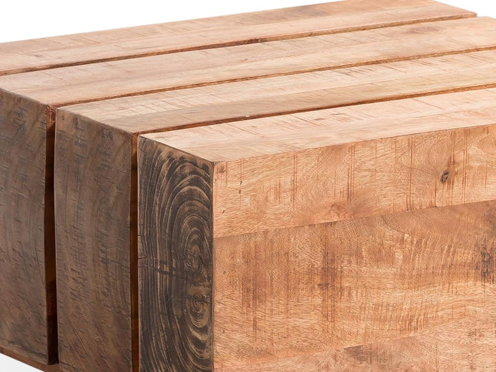 Woodkings Couchtisch Dakota | 70x70 aus rustikalem Massivholz | Balkentisch für das Wohnzimmer | Lan