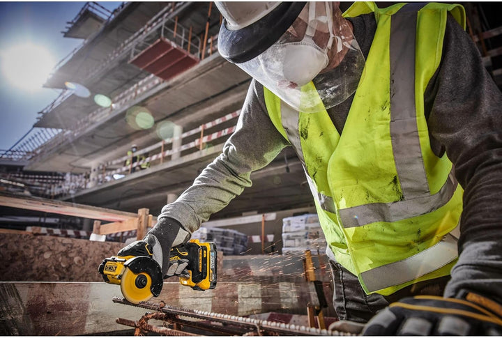 DeWALT DCS438N-XJ Couteau universel sans fil 18 V