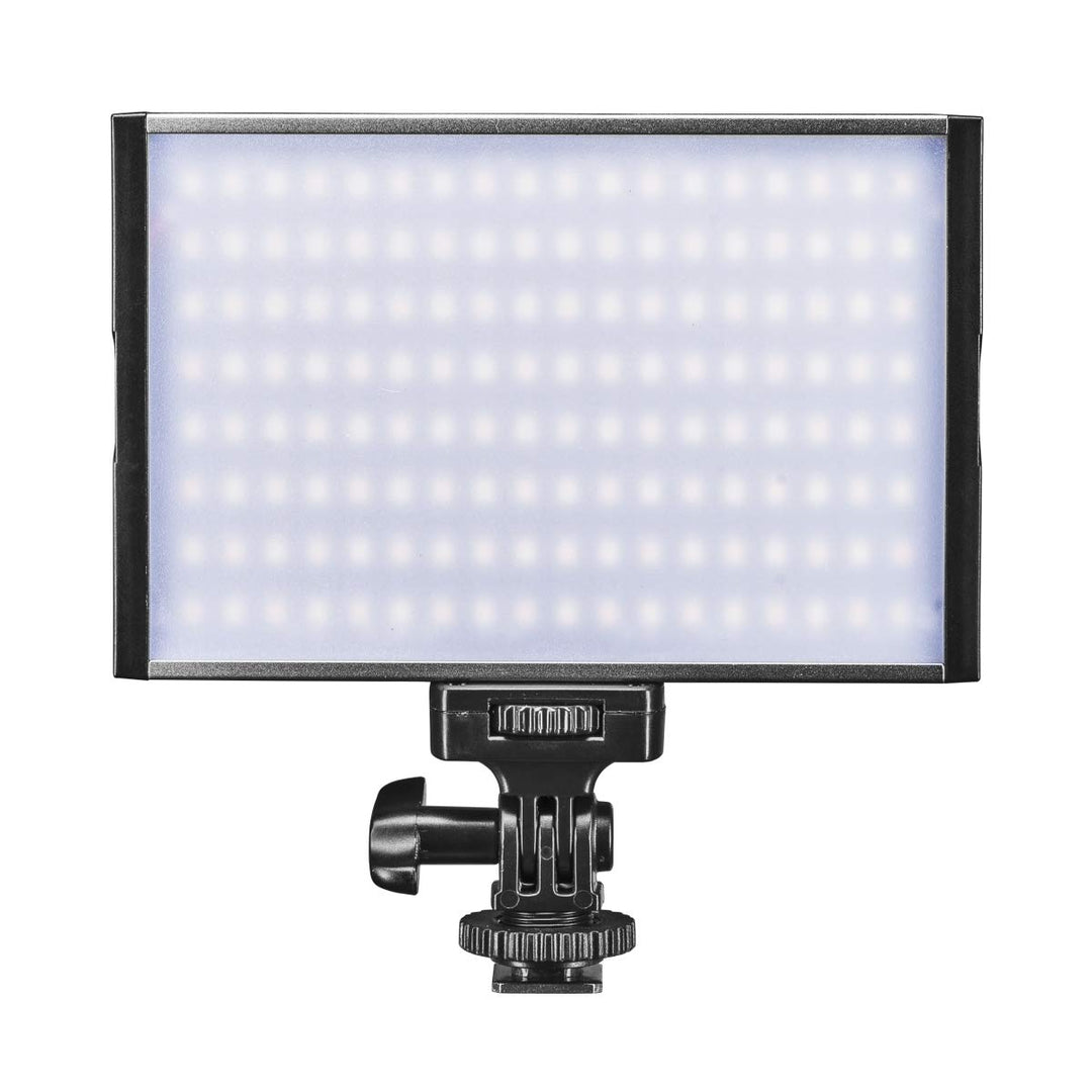 Walimex pro dimmbare On-Camera LED Videoleuchte & Fotolicht + Akku Slots I 3.200-5.600K, 15W, 1500 L