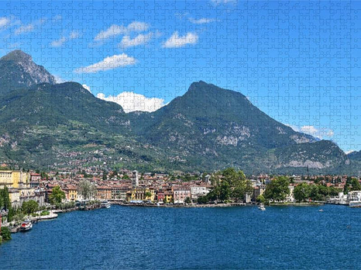 CALVENDO Puzzle Blick auf Riva del Garda 1000 Teile Lege-Grösse 64 x 48 cm Foto-Puzzle Bild von Susa