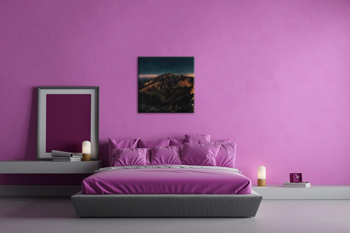 scheinende Nacht über den Bergen Format: 60x60 als Leinwandbild, Motiv fertig gerahmt auf Echtholzra