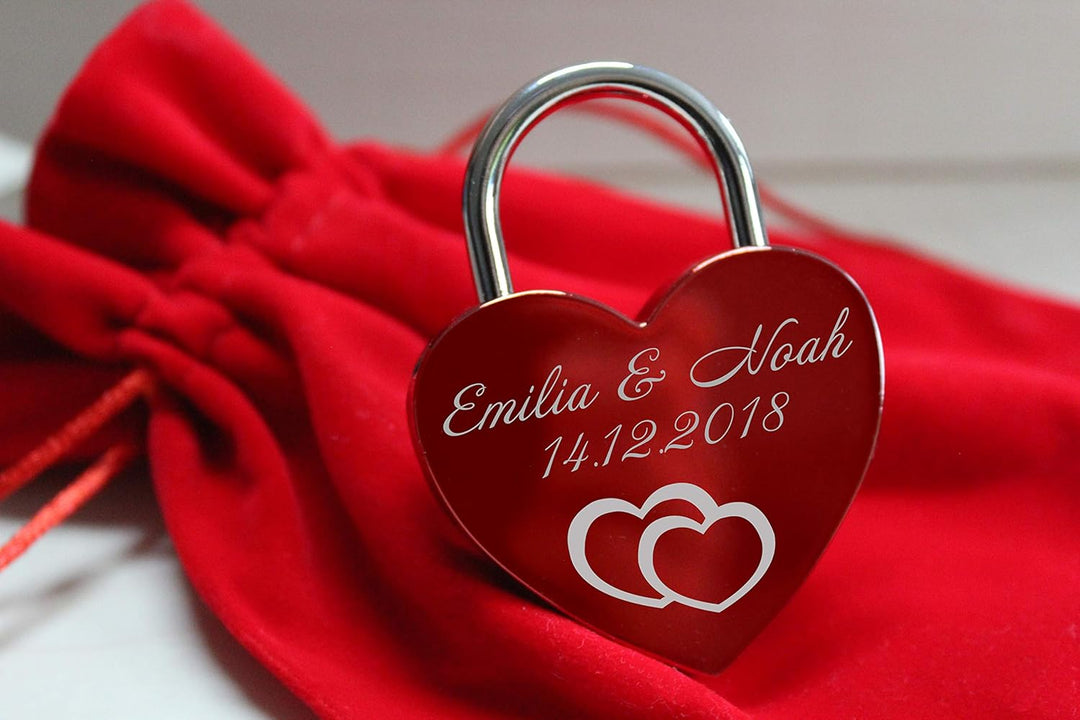 ELUNO Liebesschloss Herzschloss Schloss mit Gravur und Schlüssel I Valentinstags Geschenk für Sie Ih