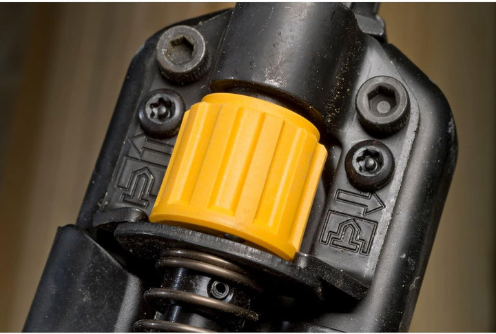 DEWALT Akku-Nagler, 1 Stück, gelb;Schwarz, DCN693N-XJ