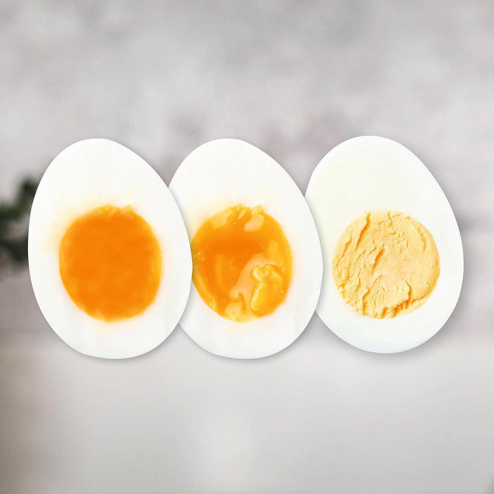 GOURMETmaxx Sprechender Eierkocher für 6 Eier | Design Egg Cooker mit Eierstecher, Messbecher & Spra