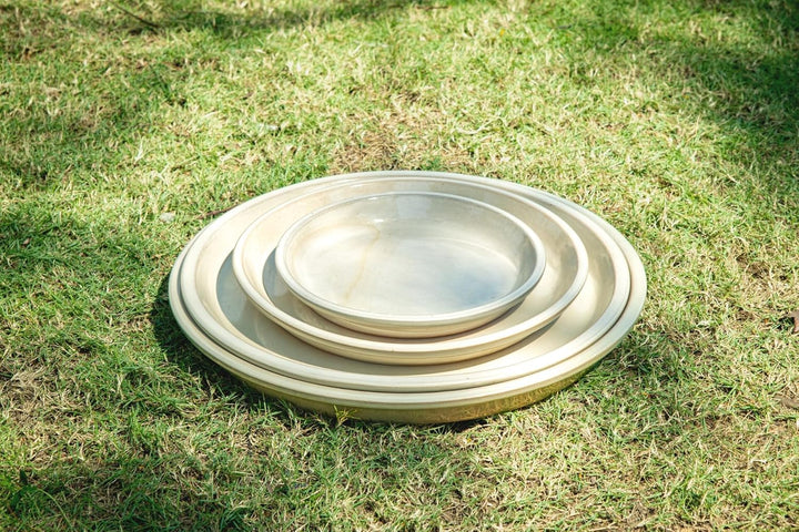 Vogeltränke/Teller/Untersetzer für Pflanzgefässe Blumentöpfe Blau Weiss Anthrazit glasiert aus Stein