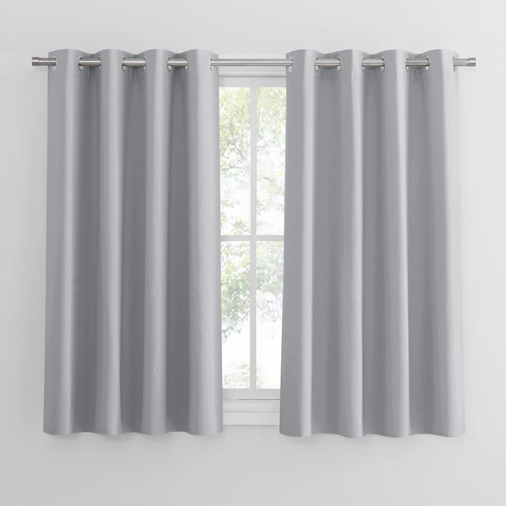 PONY DANCE Verdunklungsvorhänge mit Ösen Kurze Gardinen Blickdicht Gardienen 2-Set H 137 x B 132 cm