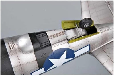 Trumpeter 02262 Modellbausatz P-47D Razorback Fighter, Mittel