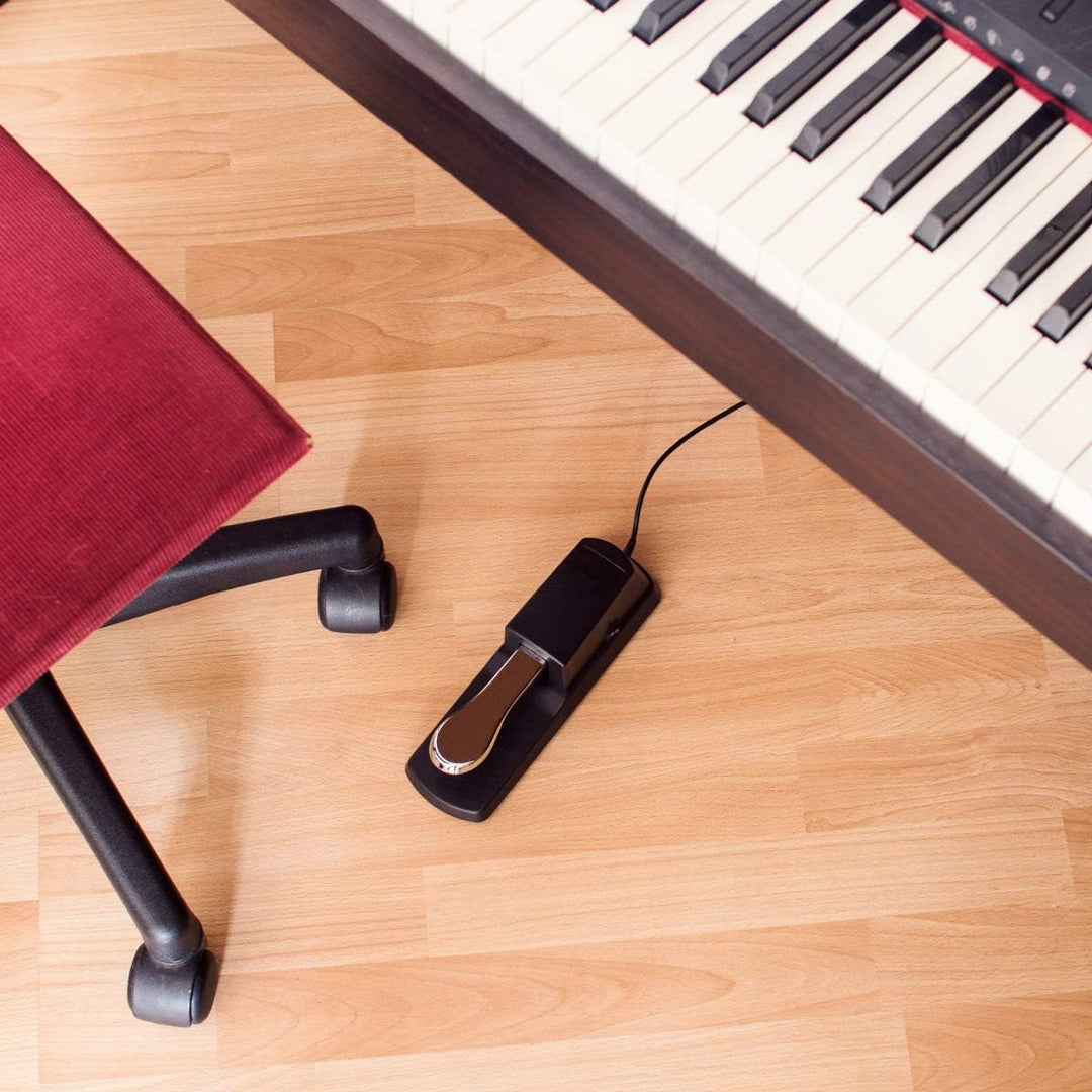kwmobile Universal Sustain Keyboard Pedal - mit 1,5m Anschluss Kabel - Sustainpedal Fusspedal für di