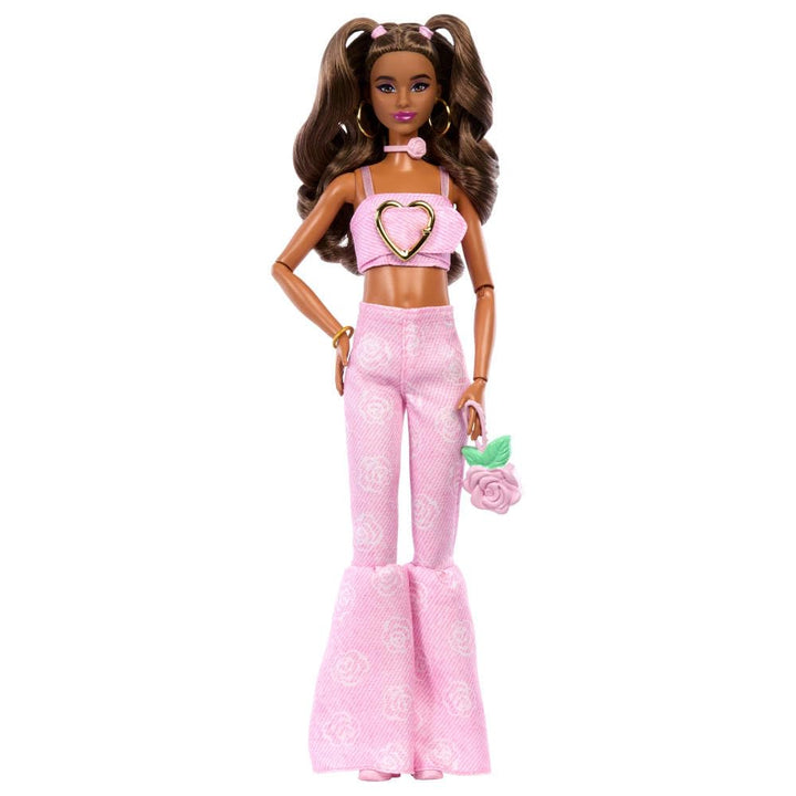 Barbie Deluxe Style-Puppe Nr. 12 in rosa bauchfreiem Denim-Oberteil mit passenden ausgestellten Jean
