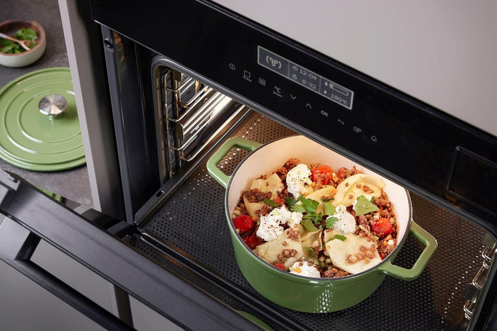 Berndes Bräter B.iron 3,75L mit Deckel - 24 cm - Gusseisen mit Emaillebeschichtung - Kochtopf zum Sc