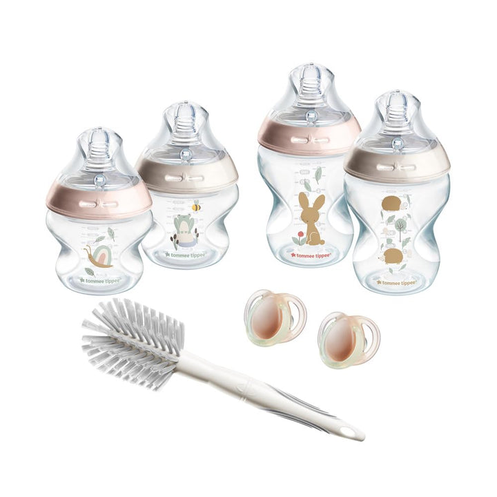 Tommee Tippee Closer to Nature Babyflaschen Starterset, Natürlich geformter Trinksauger mit Anti-Kol