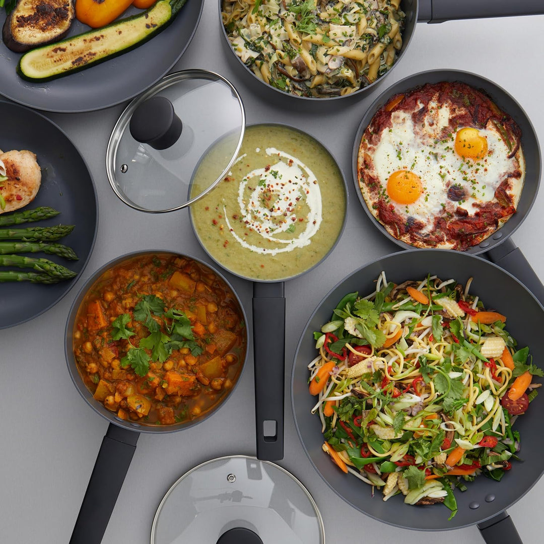 Russell Hobbs RH02840EU7 18cm Non-Stick Saucepan – Induction Pan, Tempered Glass Lid & Steam Vent, H