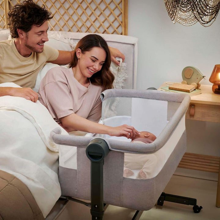 Kinderkraft NESTEE UP 2 Beistellbett 2 in 1, Kinderreisebett mit Matratze Laken, 5-stufige Matratzen