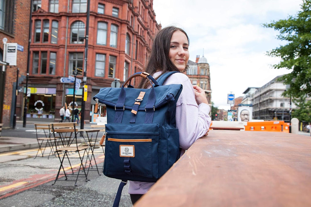 SEVENTEEN LONDON – Moderner und stilvoller ‘Canary Wharf’ Rucksack mit einem klassischen gefalteten