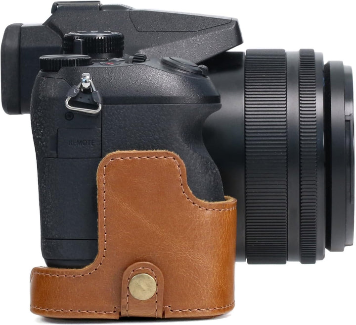 MegaGear Sony Cyber-Shot DSC-RX10 IV, DSC-RX10 III Ever Ready Leder Kamera-Case mit Trageriemen und