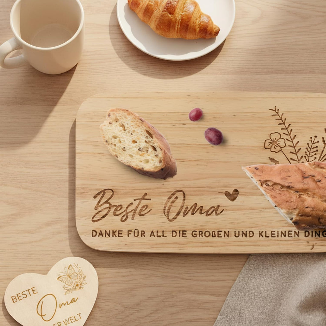Oma und Opa Geschenk, Ostergeschenk für Grosseltern, Frühstücksbrettchen mit Gravur Geburtstagsgesch