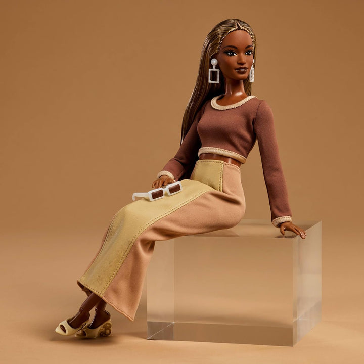 Barbie Basics You Create Neutral Kit 002 mit individuell gestaltbarer Modepuppe und Mode in universe