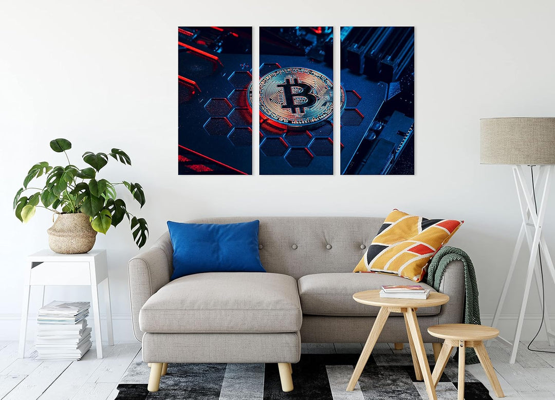 Bitcoin BTC auf Computerchipals Leinwandbild 3 teilig | Grösse: 120x80 cm | Wandbild | Kunstdruck |