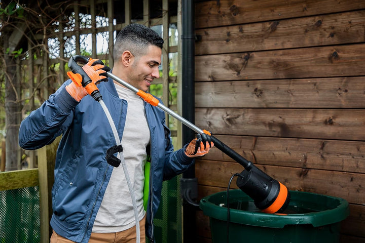 YARD FORCE Akku-Tauch-/Regenfasspumpe LX CWP1 mit 20V /2,5 Ah Lithium-Ionen-Akku, max. Fördermenge 2