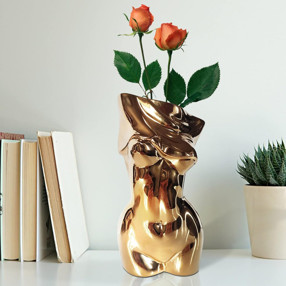 Mila Moya Keramik-Blumenvase, nackte Dame, 19,1 x 10,2 cm, goldfarben, moderne nackte Dame, weiblich