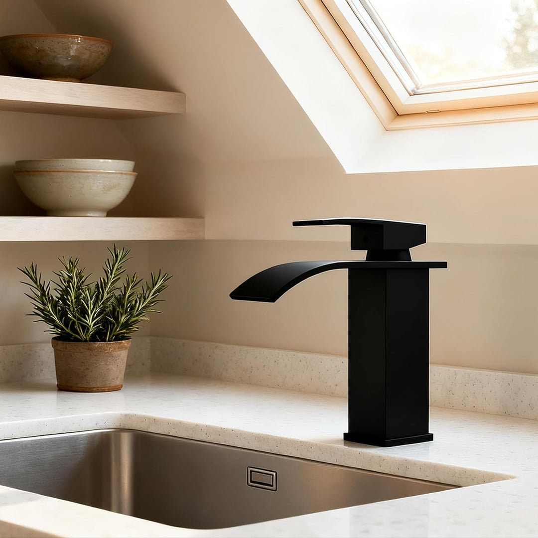 Wasserhahn Küche Schwarz Küchenarmatur mit Einhebelmischer Wasserfall Waschtischarmatur Spülenarmatu