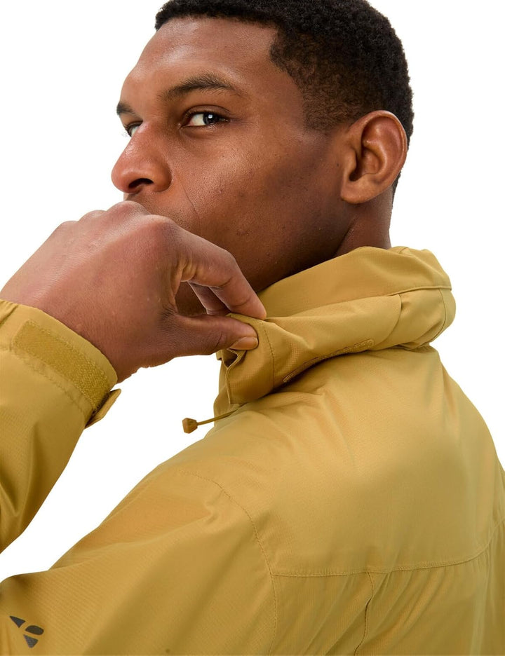 VAUDE Regenjacke Herren Escape Light, Wasserabweisende Outdoor-Jacke, Atmungsaktiver Windbreaker mit