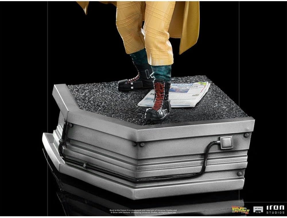 Iron Studios UNBTTF50821-10 1:10 Doc Brown – Zurück in die Zukunft Teil II – Kunstmassstab Back to T
