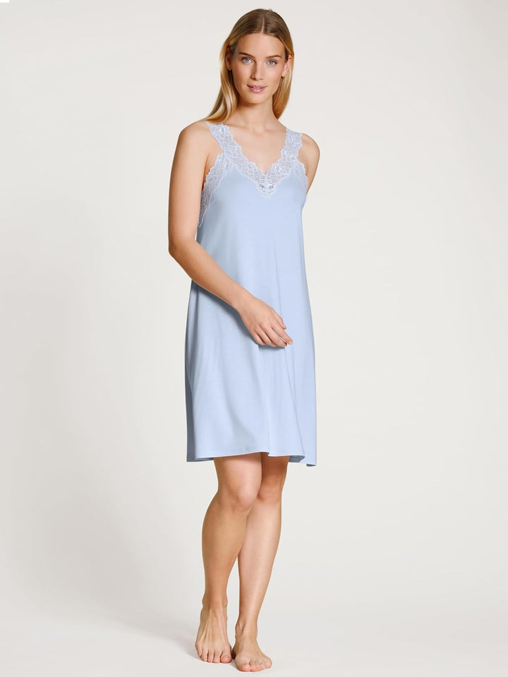 CALIDA Elegant Dreams Nachthemd, Länge 95cm Damen, Babydoll mit V-Ausschnitt, weich und fliessend 36