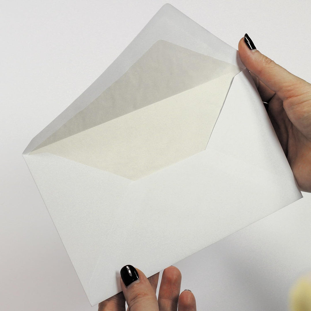 PREMIUM Briefumschläge DIN lang weiss, gefüttert 100 g/qm, 250 Stück, weiss mit Innenfutter/Seidenfu