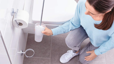 tesa ELEGAANT Toilettenbürsten-Set, verchromt, mit satiniertem Glas - zur Wandbefestigung ohne Bohre