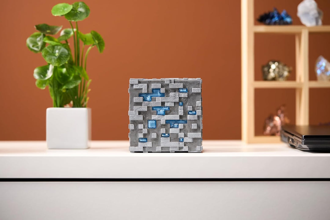 The Noble Collection Minecraft Illuminating Diamond Erd