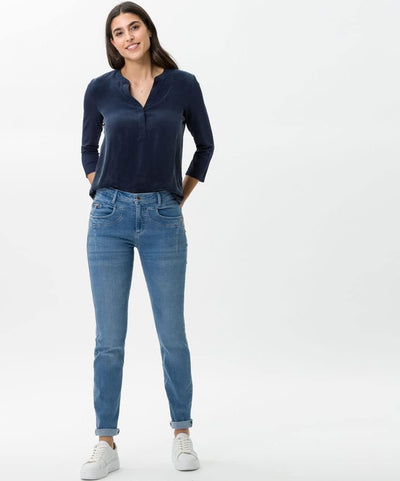 BRAX Damen Style Shakira Free to Move Jeans 27W / 30L Used Light Blue, 27W / 30L Used Light Blue