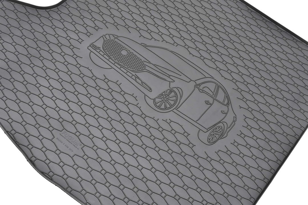 Passgenaue Kofferraumwanne und Gummifussmatten geeignet für Mazda 3 Limousine ab 2019