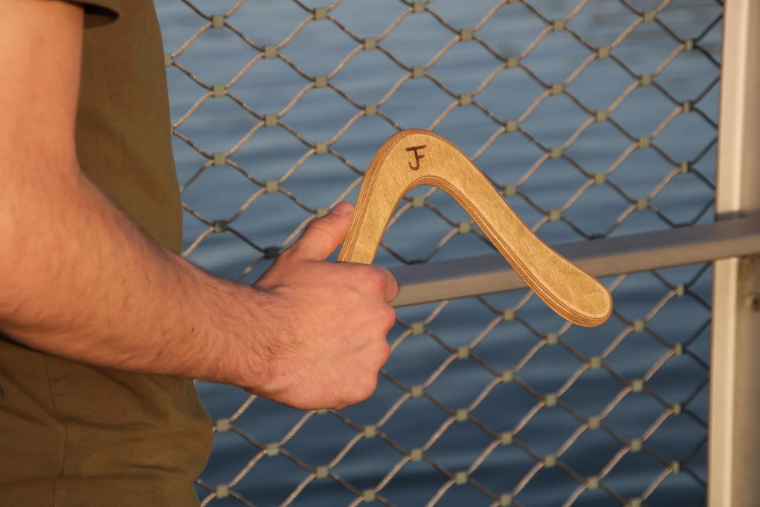 London - Handgemacht in DE - Anfänger - Nachhaltig - Sportgerät aus Holz - Boomerang Personalisiert