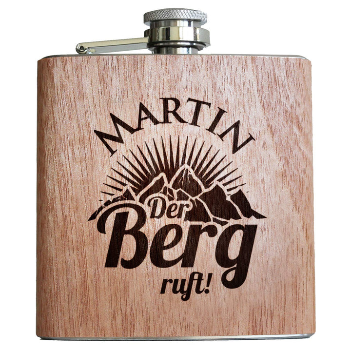 Holz Flachmann Der Berg ruft, mit persönlicher Namens Gravur! Geschenk Wandern Klettern Bergsteiger
