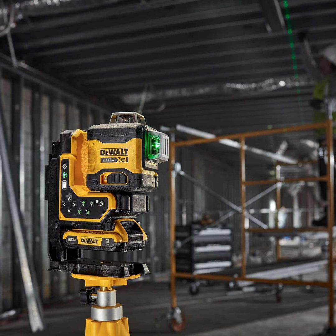 DEWALT 18V 3x360° Linienlaser mit Fernbedienung (grüne Laserdiode, 80m Arbeitsbereich (100m mit Empf