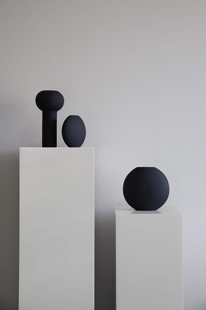 Cooee Design Vase Pillar aus Keramik in der Farbe Schwarz Handgefertigt, Durchmesser: 12cm, Höhe: 24