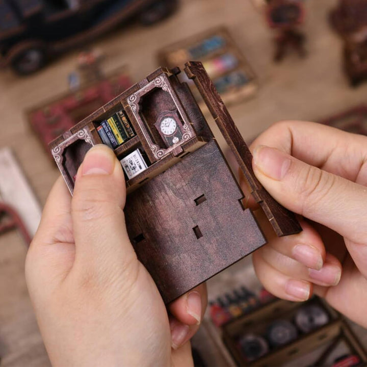 Book Nook Kit, DIY Miniatur Haus Puppenhaus Bausatz Bücherregal Deko für Jugendliche und Erwachsene（