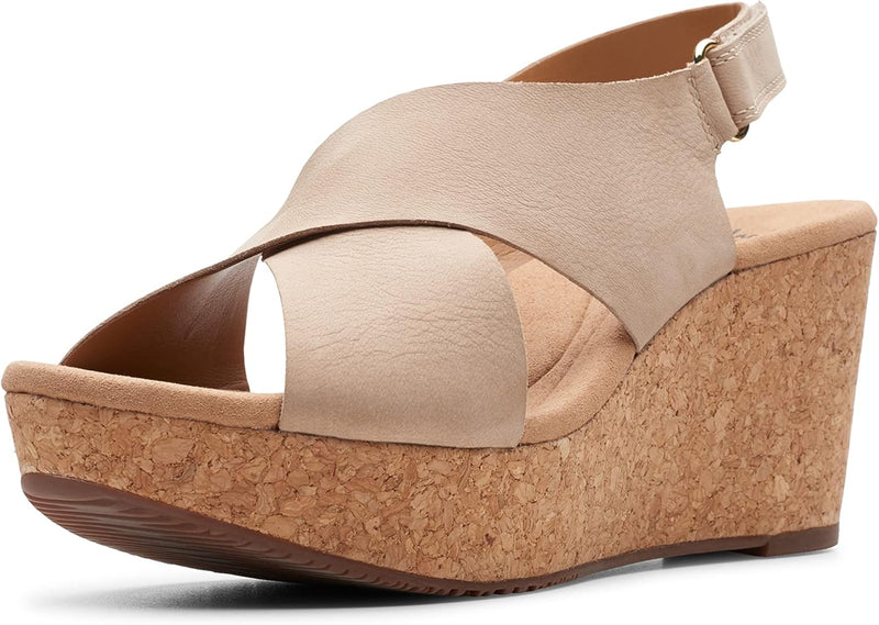 Clarks Damen Annadel Eirwyn Keilabsatz-Sandale 35 EU Sand, 35 EU Sand