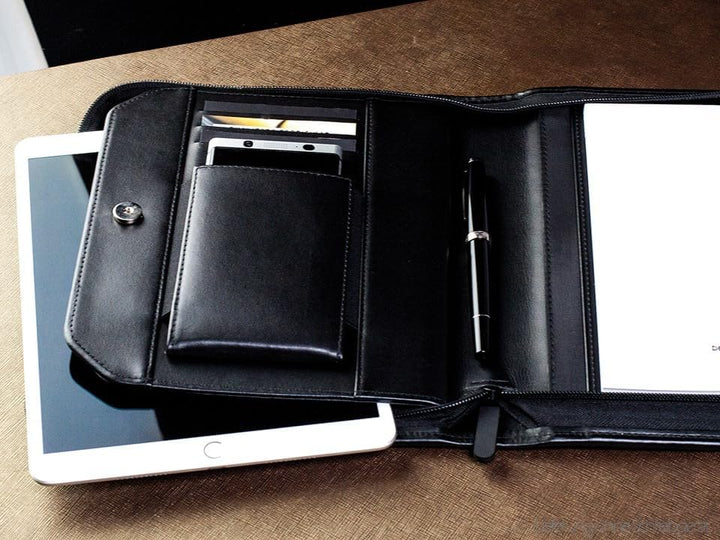 DELMON VARONE - Personalisierbare Tablet und Smartphone Schreibmappe DIN A5 aus Premium Boxcalf Lede