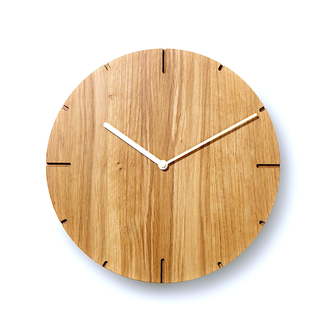 Natuhr Wanduhr Eiche geölt Holz Solide Massivholz, geräuscharmes U.T.S. Uhrwerk, puristisch, modern,