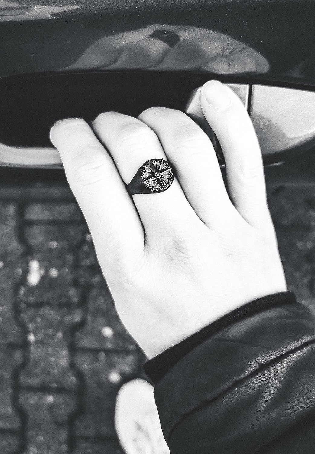 Akitsune Guidance Ring | Kompass Karte Nord Nautisch Ring Herren Edelstahl Designer Mattschwarz 52 (