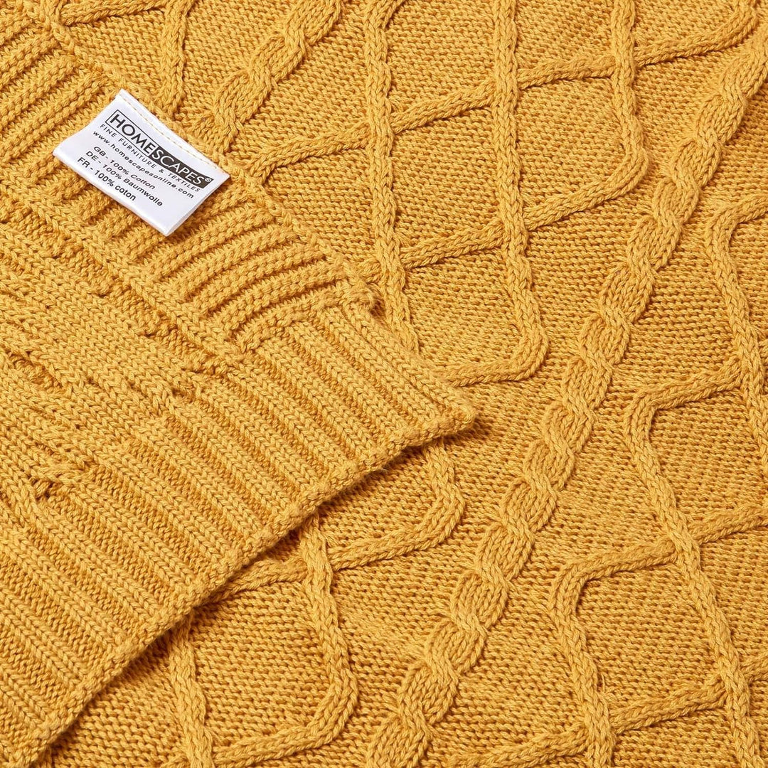 Homescapes gestrickte Tagesdecke mit Zopfmuster, weiche Wohndecke, senfgelb, 100% Baumwolle, Strickd