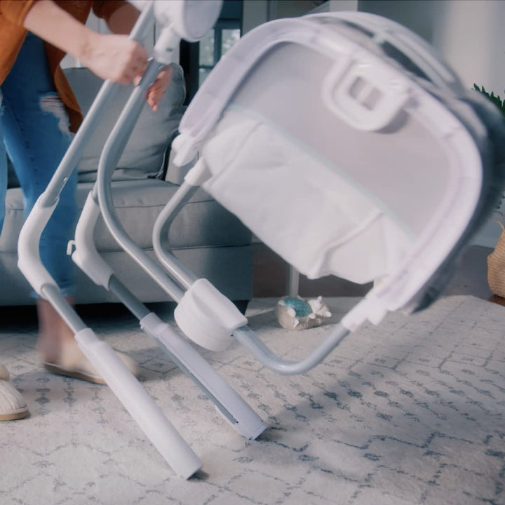 Ingenuity, AnyWay Sway Ray, tragbare Babyschaukel & Babywippe mit Vibrationen, Spielgoben, 16 Melodi